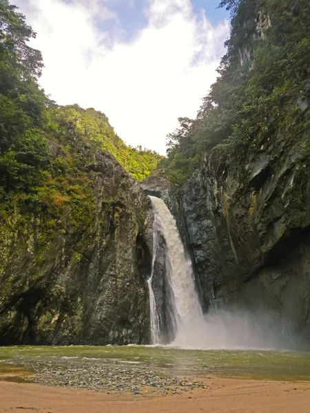 Salto jimenoa uno waterval, jarabacoa, Dominicaanse Republiek — Stockfoto