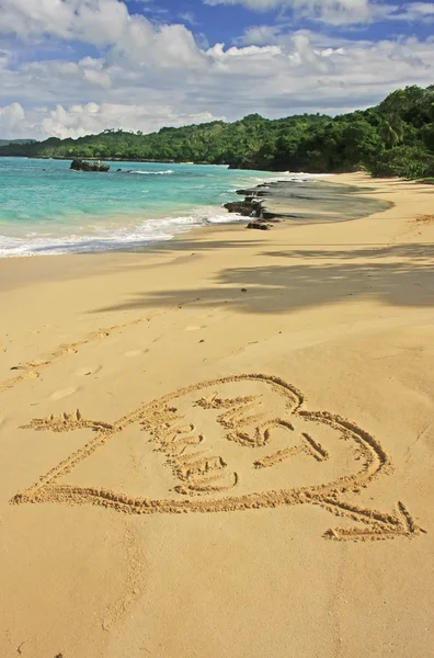 "Jen ženatý "napsaný v písku na pláži — Stock fotografie