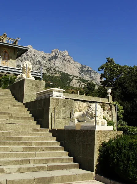 Lion terrace, Vorontsov palace, Alupka, Crimea — Stock Photo, Image