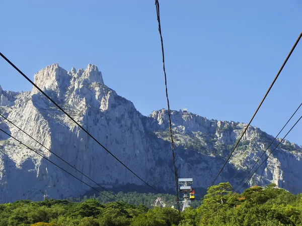 Funivia per Ai-Petri summit, Crimea peninsula, Ucraina — Foto Stock