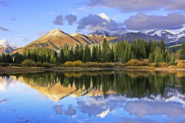 Molas lake and Needle mountains, Weminuche wilderness, Colorado — Stock Photo, Image