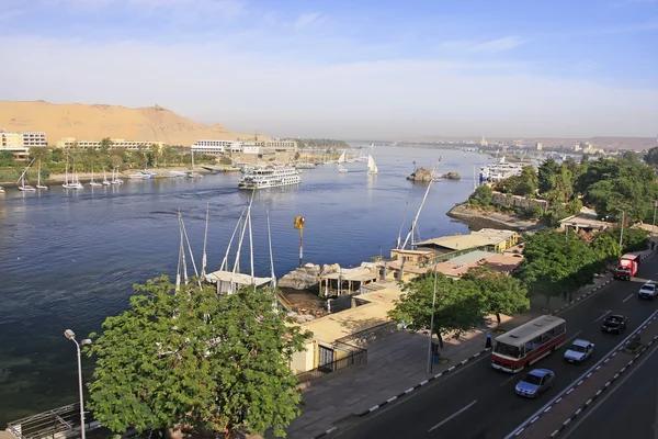 Boats on the Nile river, Aswan — Stock Photo, Image