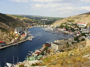 kar maskesi kasaba ve kar maskesi bay, Kırım