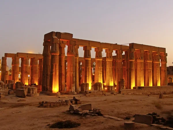 Luxortemplet i natt, luxor, Egypten — Stockfoto