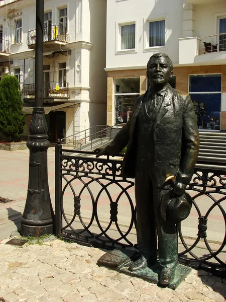 Kar Maskesi Kasaba Waterfront Kırım Ukrayna Rus Yazar Kuprin Heykeli — Stok fotoğraf