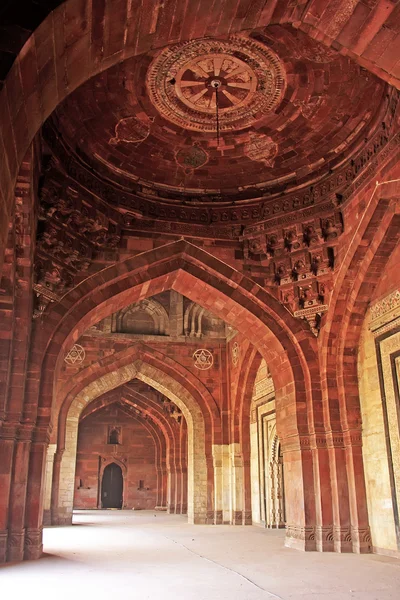 Mezquita Qila-i-kuna, Purana Qila, Nueva Delhi — Foto de Stock