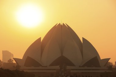 Lotus temple gün batımında, yeni delhi