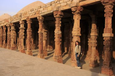 Qutub minar kompleksi, delhi