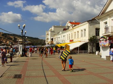 kar maskesi kasaba waterfront, Kırım