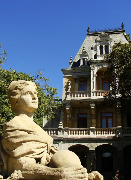 Sculptuur in masandra palace, Krim-schiereiland — Stockfoto