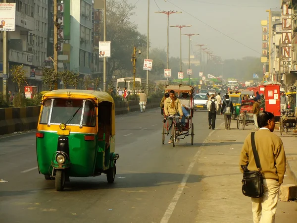 Rue occupée de Delhi, Inde — Photo