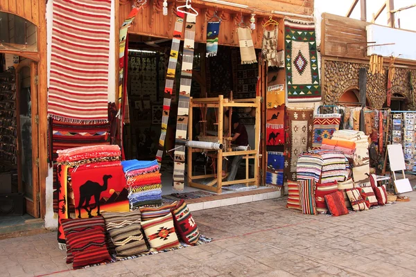 Mercado colorido, ciudad de Dahab, Egipto — Foto de Stock