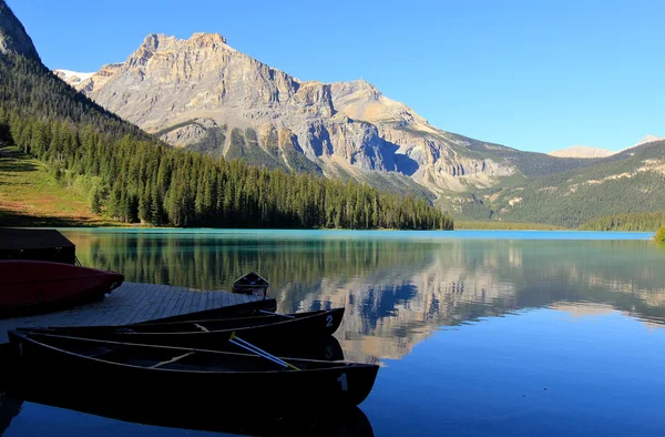 Emerald Lake, Yoho Ulusal Parkı, British Columbia, Kanada