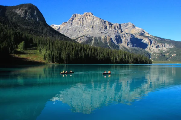 Emerald Lake, Parque Nacional Yoho, Columbia Británica, Canadá — Foto de Stock