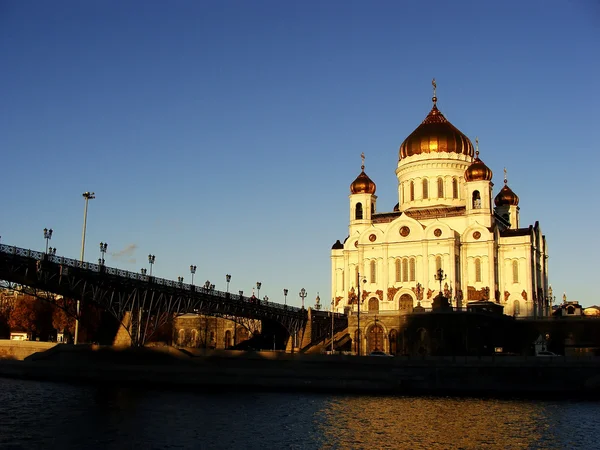 Katedralen Kristus Frälsaren i tidigt på morgonen, Moskva, Ryssland — Stockfoto