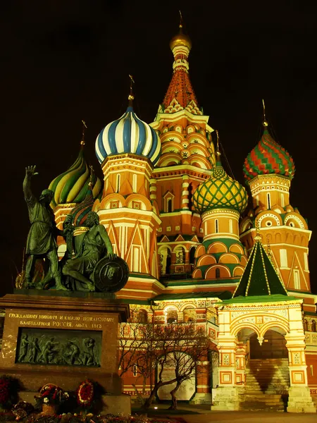 Katedral Vasili mübarek gece, Moskova, Rusya — Stok fotoğraf