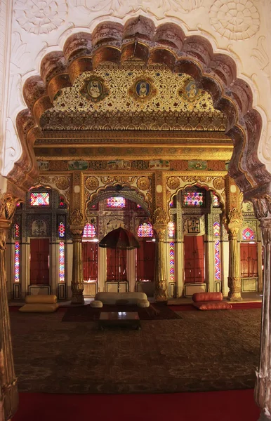 Quarto dentro do complexo do palácio, Forte de Mehrangarh, Jodhpur, Índia — Fotografia de Stock