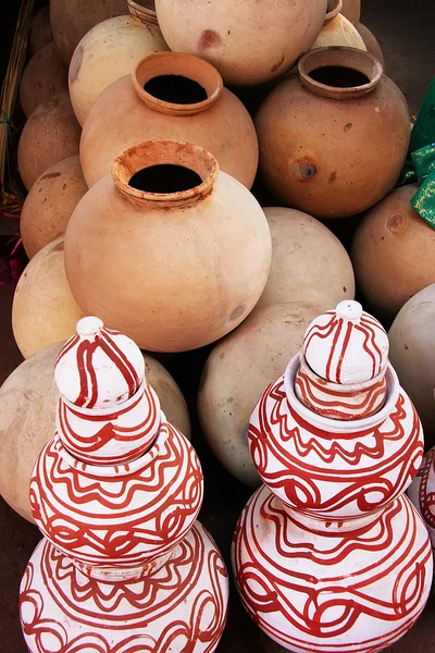 Exposition de poterie, Marché Sadar, Jodhpur, Inde — Photo