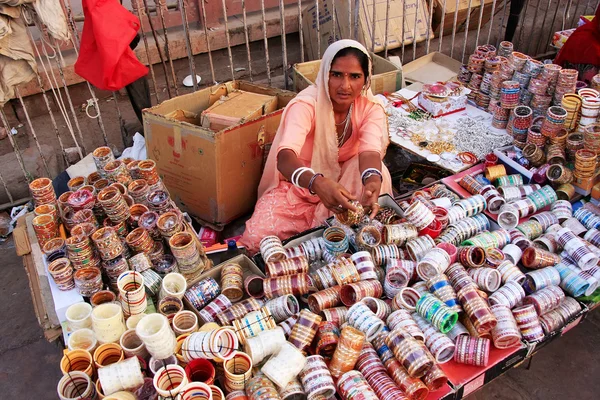 인도 여자 악마 sadar 시장, 조 드 푸 르, 인도에서 판매 — 스톡 사진