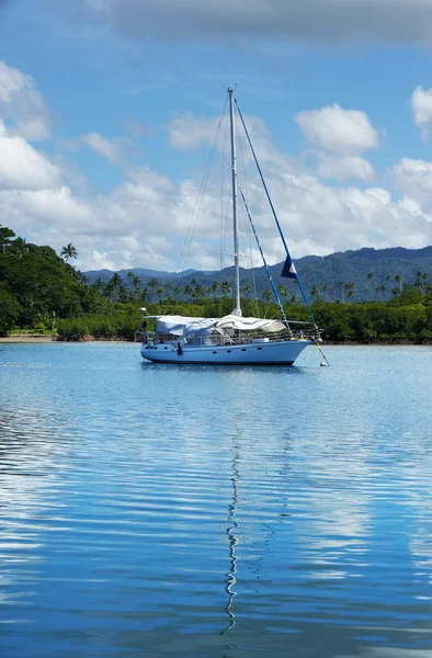 Sailboat at Savusavu harbor, Vanua Levu island, Fiji — Stock Photo, Image