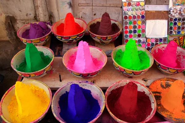 Display of colorful paint at the market, Pushkar, India — Stock Photo, Image