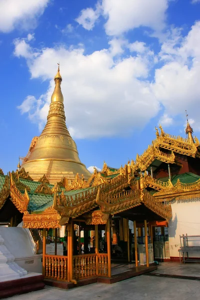 缅甸仰光Shwedagon Pagoda — 图库照片