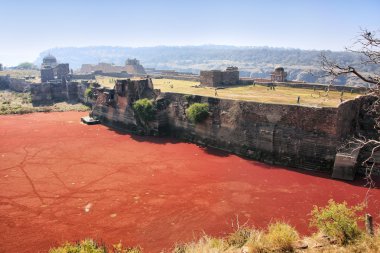 ranthambore Kalesi ve red lake, Hindistan