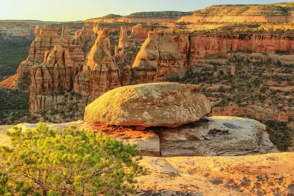 Величний Краєвид Національному Пам Ятнику Колорадо Грандіозному Їзді — стокове фото