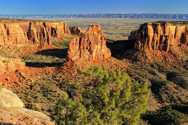 View of Monument Canyon and Independence Rock, Colorado National Monument, Grand Junction, USA
