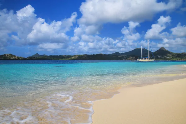 Písečná Pláž Bílém Ostrově Ostrova Carriacou Grenada — Stock fotografie
