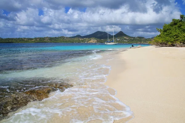 Písečná Pláž Bílém Ostrově Ostrova Carriacou Grenada — Stock fotografie