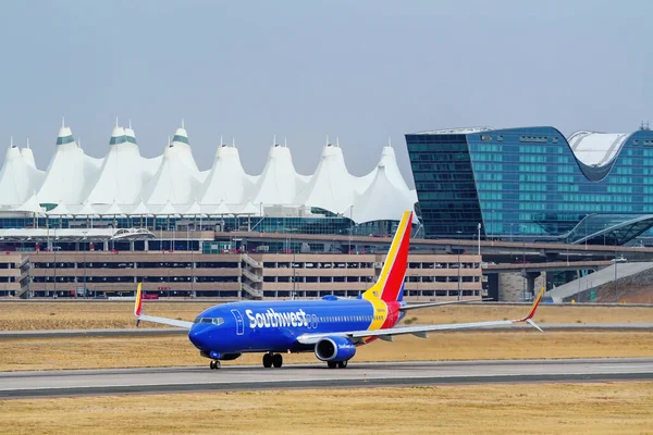 Denver Usa Oktober Boeing 737 Trafikeras Sydvästra Taxi Den Oktober — Stockfoto