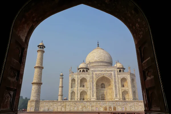 타지마 Jawab 아그라 인도의 아치와 프레임 타지마 좋아하는 무덤을 Mughal — 스톡 사진