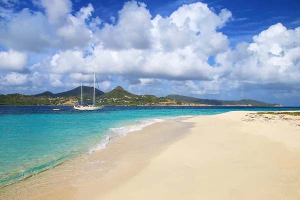 Písečná Pláž Bílém Ostrově Ostrova Carriacou Grenada — Stock fotografie