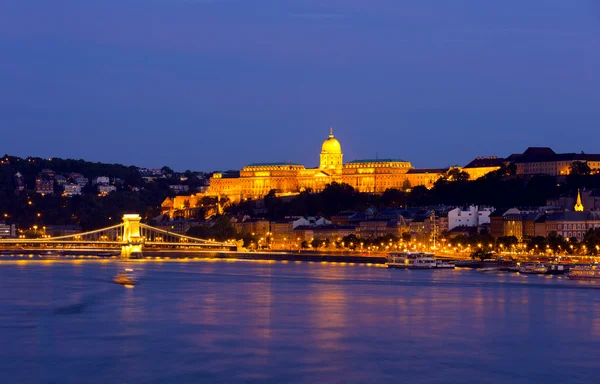 Budapest at night — Stock Photo, Image