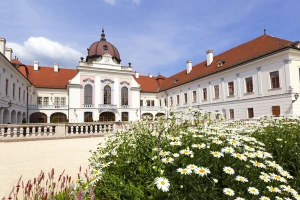 Edifício barroco do Castelo de Grassalkovich em Godollo, norte da Hungria — Fotografia de Stock