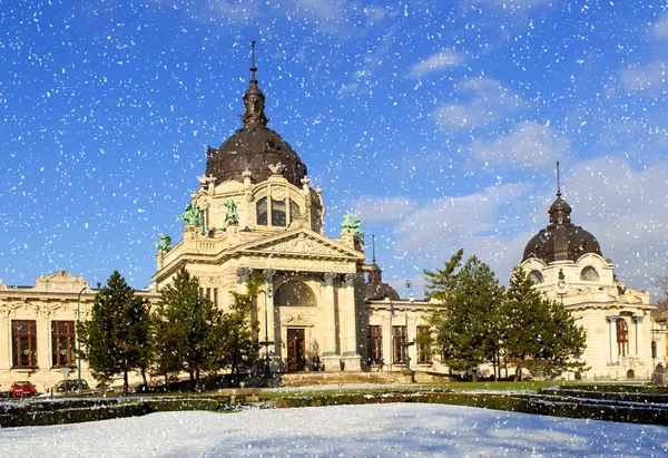 kış, Budapeşte szechenyi Spa'da