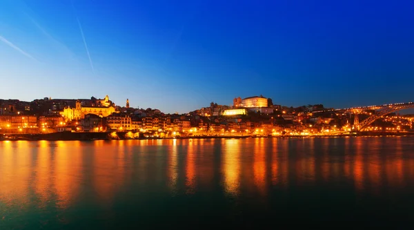 Porto på natten, portugal — Stockfoto