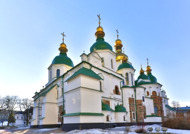 Saint sophia katedral kilise ve güneş. Kiev-Sehir Merkezi, Ukrayna. Üç atış bileşik görüntü.