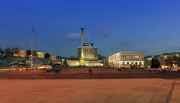 Plaza de la Independencia - Maidan Nezalezhnosti en Kiev, Ucrania . — Foto de Stock