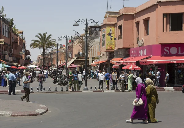 Crowdy área na cidade marroquina — Fotografia de Stock