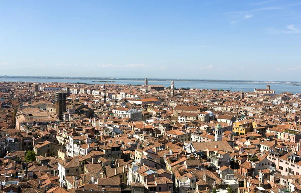 Wunderschönes Venedig aus der Luft. Stadtpanorama — Stockfoto