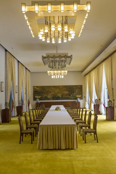 Zasedací místnost v paláci sjednocení — Stock fotografie