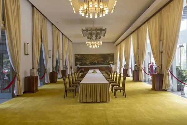 Meeting room at the Reunification Palace — Stock Photo, Image