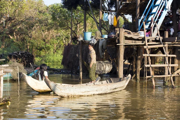 Barco en la orilla del río Mekong, Vietnam —  Fotos de Stock