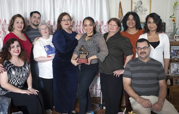 Família se une para lembrar Yomo Toro — Fotografia de Stock