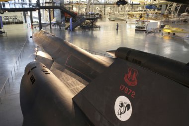 Lockheed sr-71A modeli üzerinde çalışmalar karatavuk