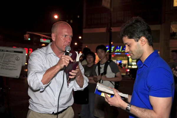 Predicador al aire libre calle 14 NYC — Foto de Stock