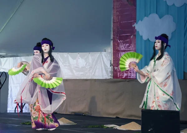 Sachiyo ito dance company im botanischen garten brooklyn — Stockfoto