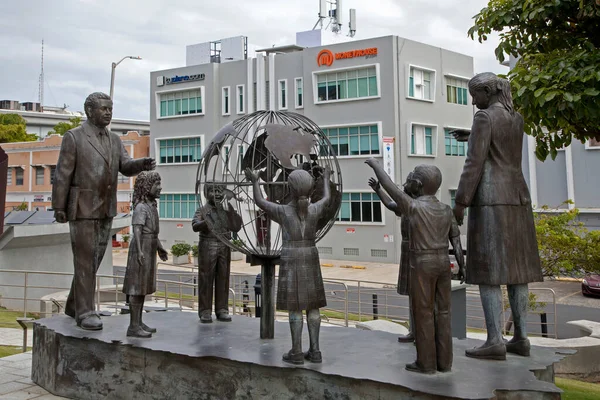San Juan Puerto Rico 2022年3月19日 圣胡安教师广场波多黎各教师纪念碑 — 图库照片